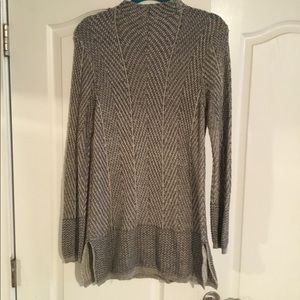 Long sleeve round neck long sweater